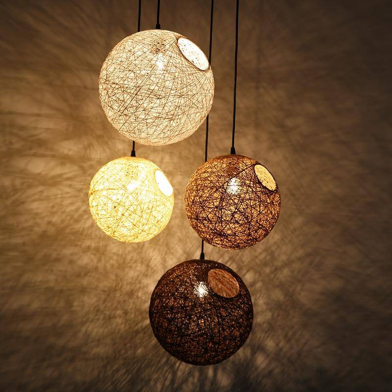 Suspension en boule de tissu de couleur Wicker